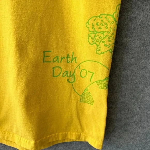 Earth Day Shirt Womens Small Yellow Trees Recycle Nature Short Sleeve 2007 - Picture 8 of 10